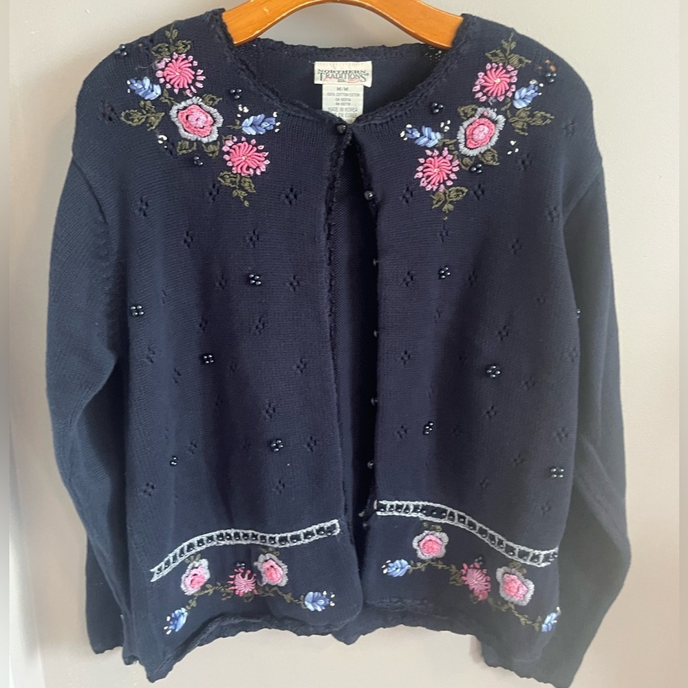 Vintage northern traditions cardigan embroidery florals beaded Grannycore M